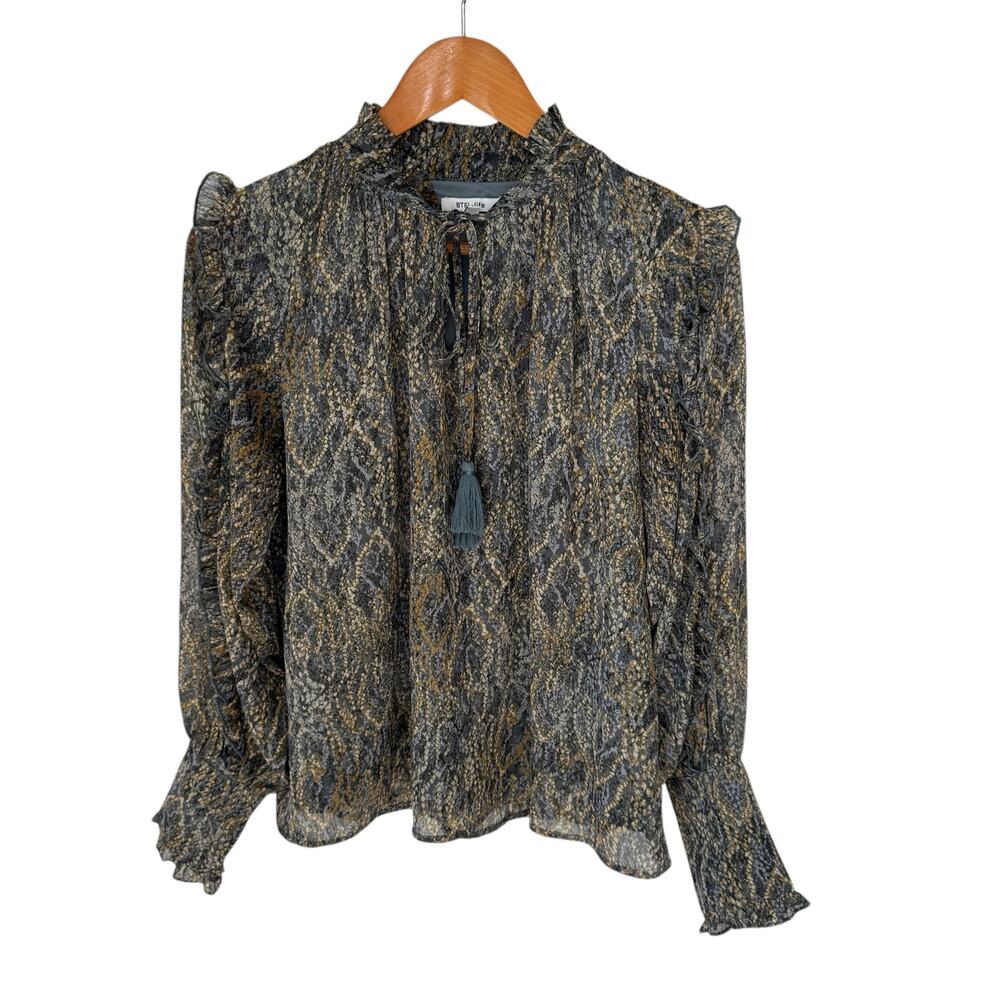 BTFL-Life Ruffle Sleeve Boho Blouse Womens M Gray Beige Metallic Threads